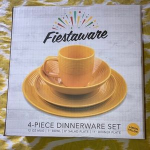 Fiestaware 4-Piece Dinnerware Set by Dwell Six  New in Box Lemon Yellow (office)